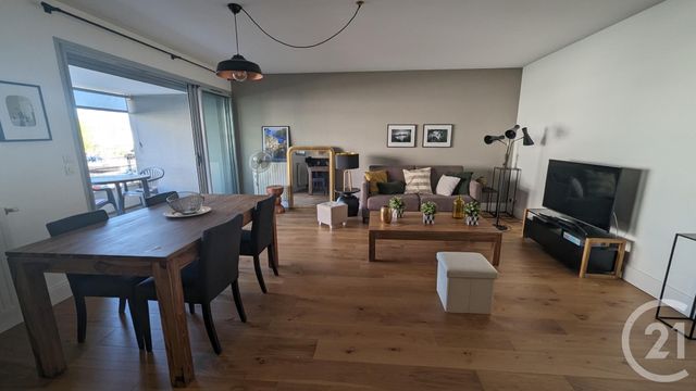 Appartement F2 à vendre - 2 pièces - 57.0 m2 - BORDEAUX - 33 - AQUITAINE - Century 21 Nci Immobilier